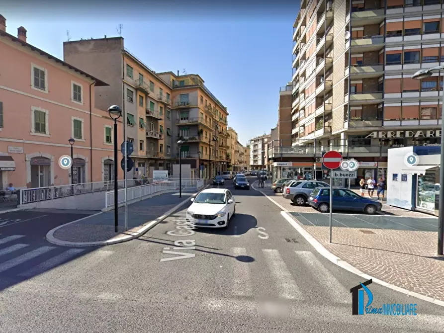 Immagine 8 di Garage in vendita  a Terni