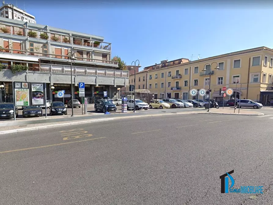 Immagine 4 di Garage in vendita  a Terni