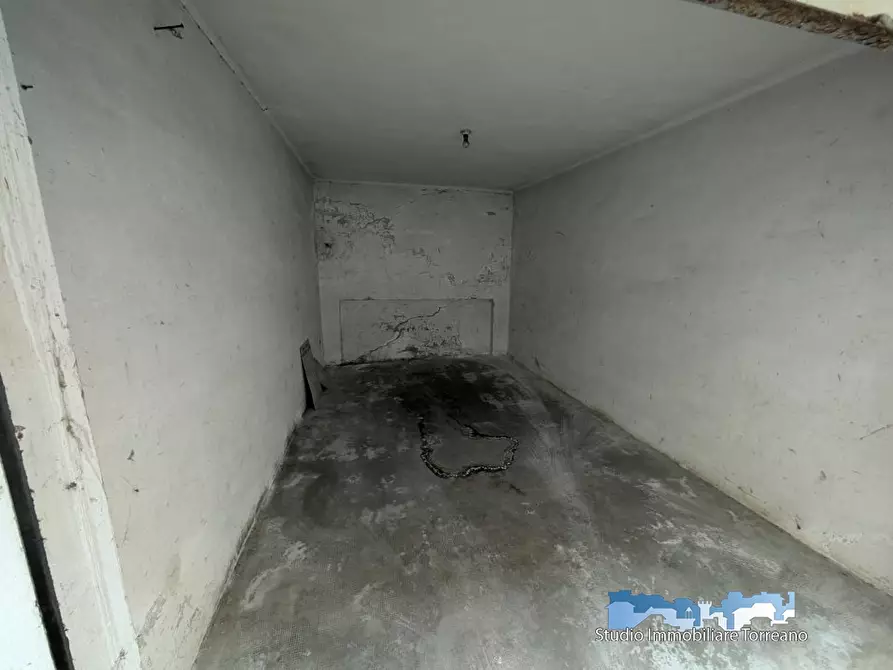 Immagine 3 di Garage in vendita  12 a Ivrea