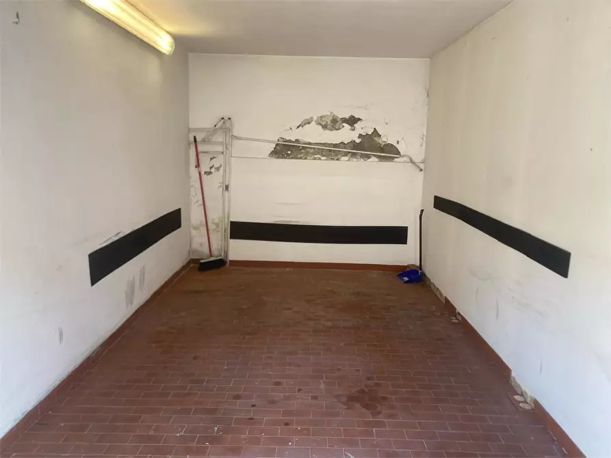 Immagine 3 di Garage in vendita  21 a Milano
