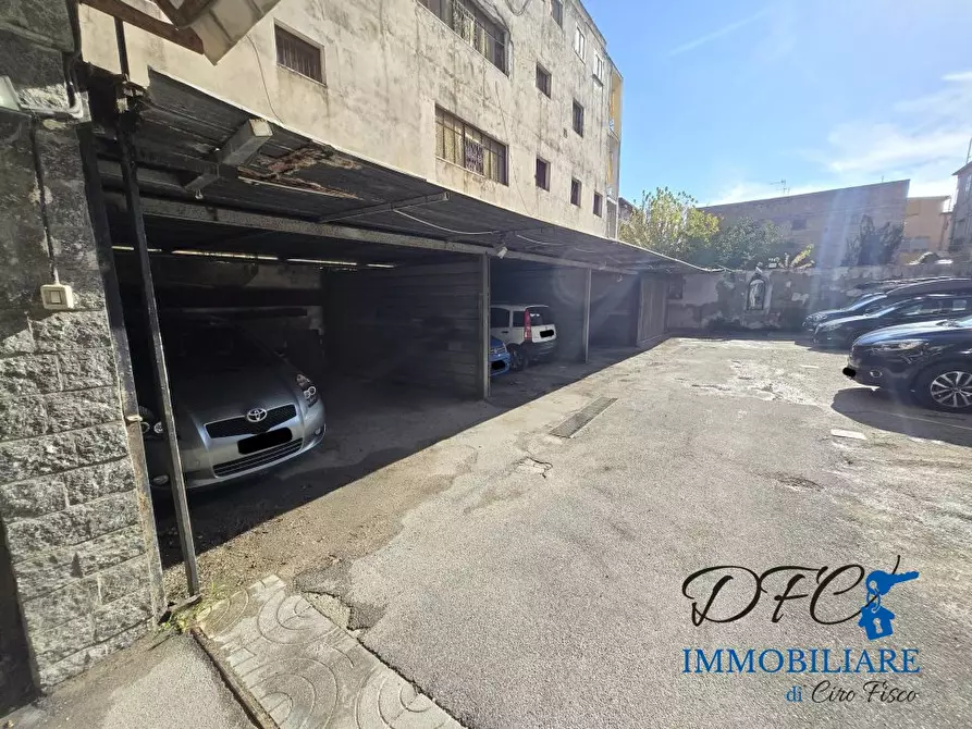 Immagine 8 di Garage in vendita  a Afragola