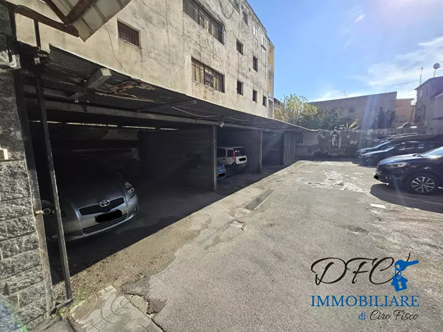 Immagine 6 di Garage in vendita  a Afragola