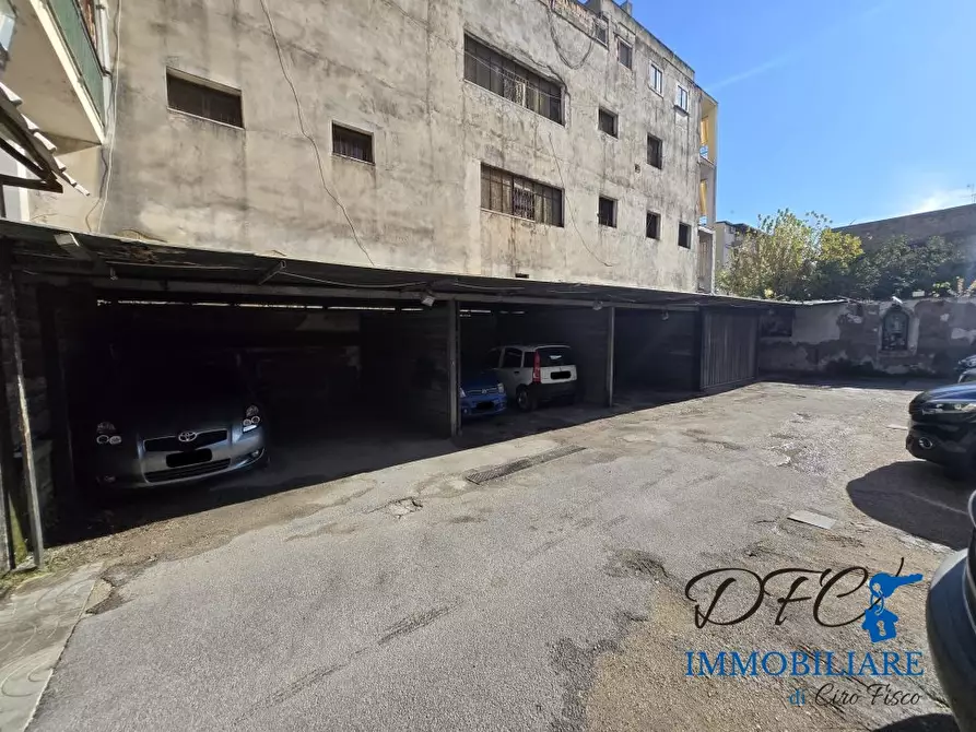 Immagine 4 di Garage in vendita  a Afragola