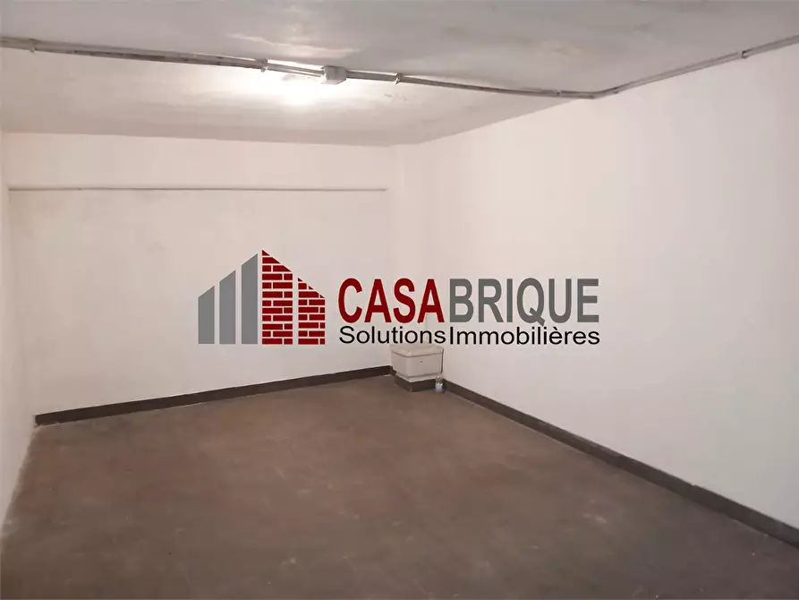 Immagine 7 di Garage in vendita  snc a Bagheria