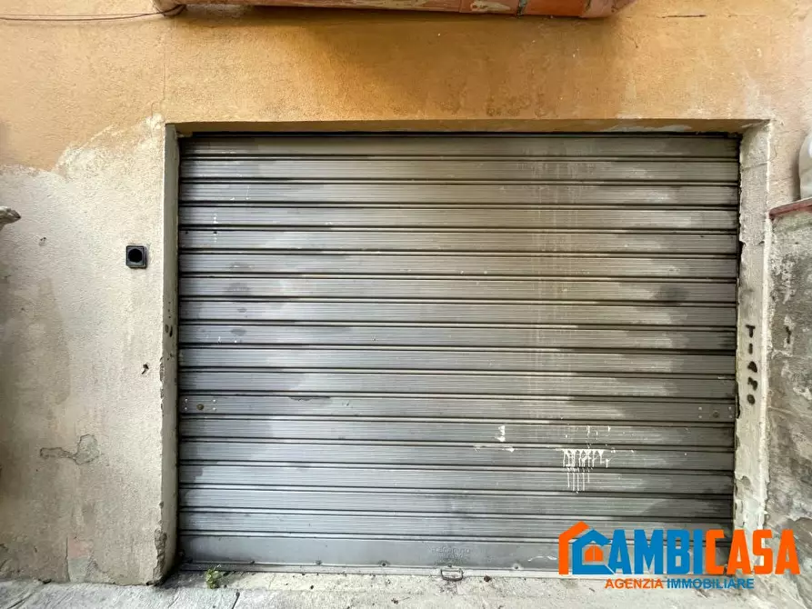 Immagine 2 di Garage in vendita  a Palermo