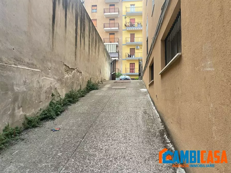 Immagine 4 di Garage in vendita  a Palermo