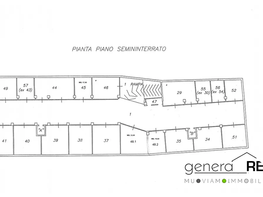 Immagine 10 di Garage in vendita  a Pescara