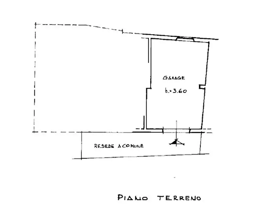 Immagine 2 di Garage in vendita  a Poggibonsi