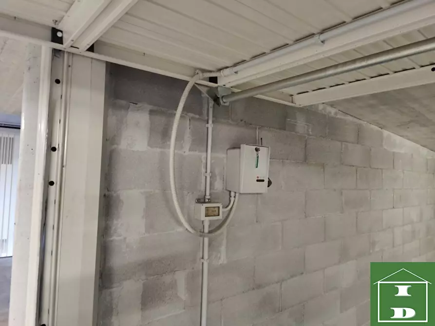 Immagine 8 di Garage in vendita  30/1A a Trieste