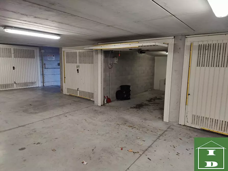 Immagine 6 di Garage in vendita  30/1A a Trieste