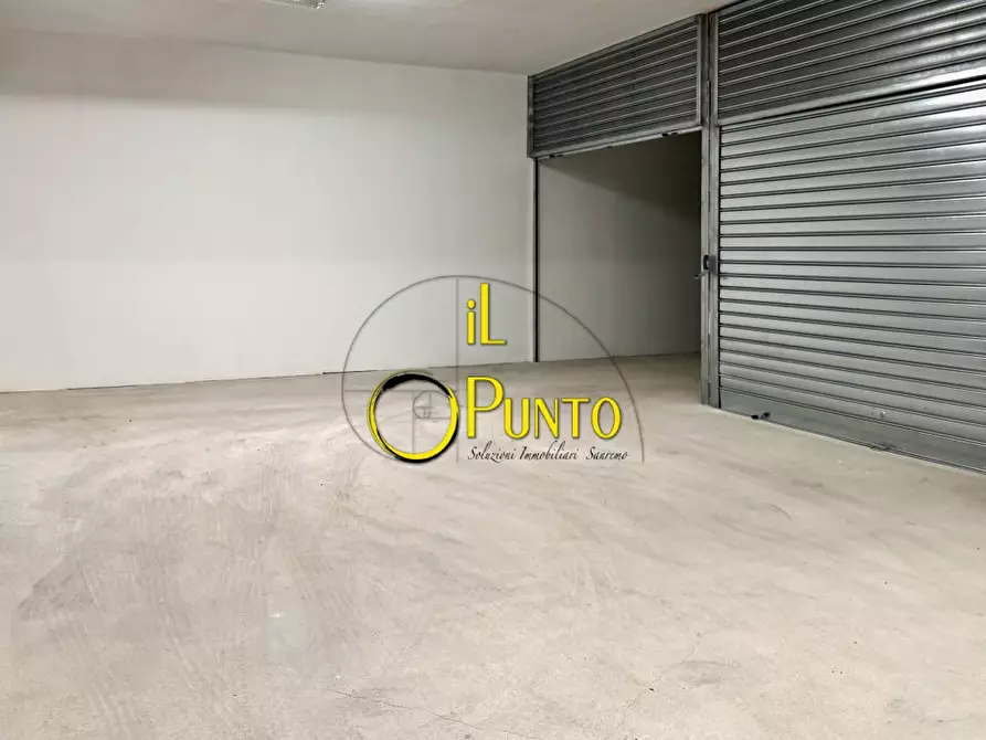 Immagine 3 di Garage in vendita  141 a San Remo