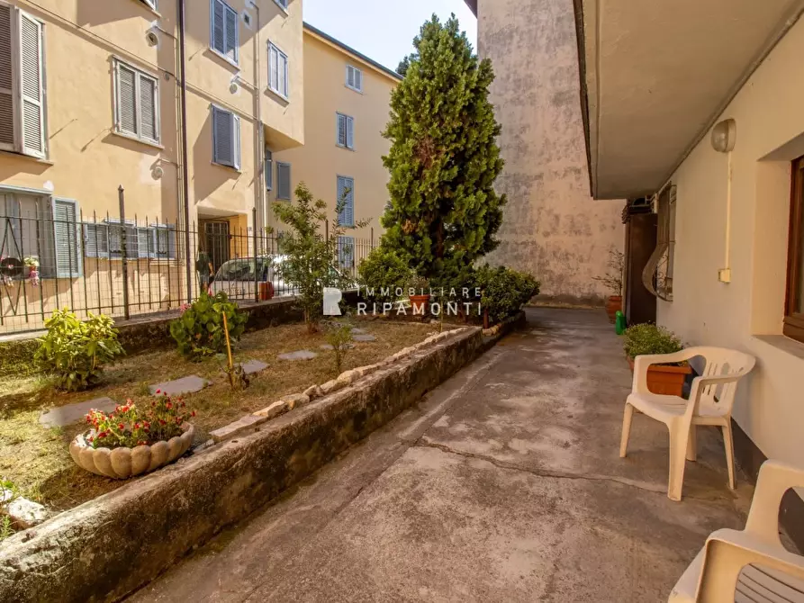 Immagine 10 di Appartamento in vendita  a Oggiono