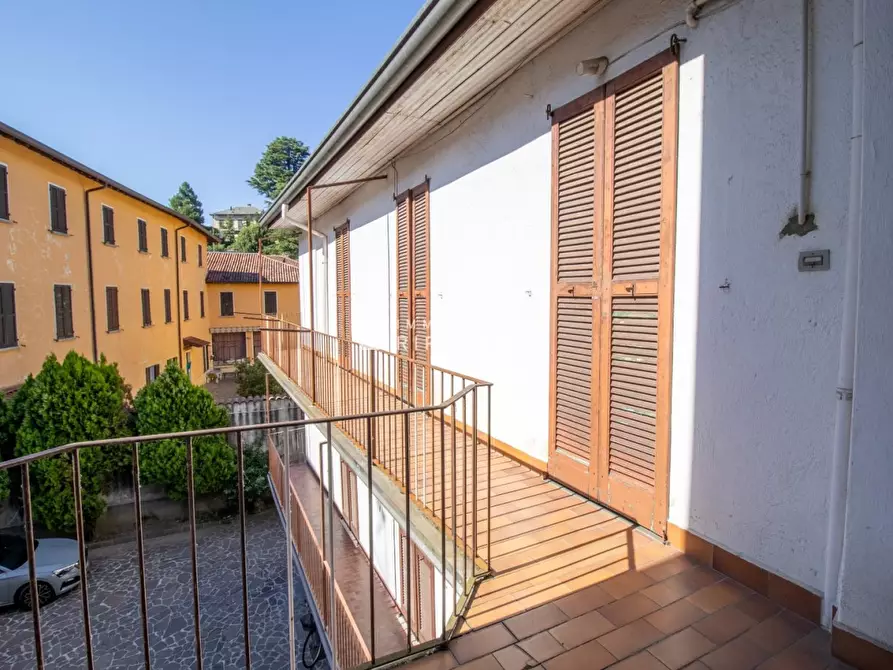 Immagine 5 di Appartamento in vendita  a Oggiono