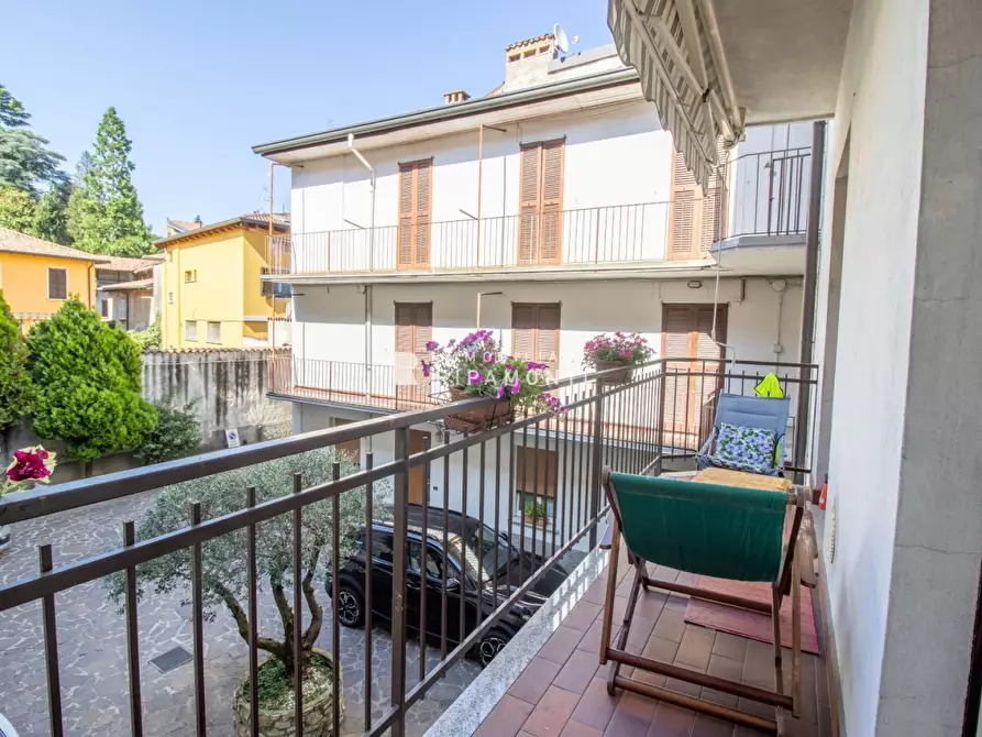 Immagine 3 di Appartamento in vendita  a Oggiono