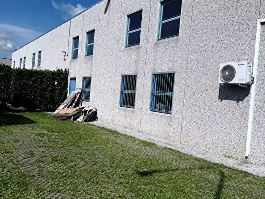 Immagine 2 di Capannone industriale in vendita  a Anzano Del Parco