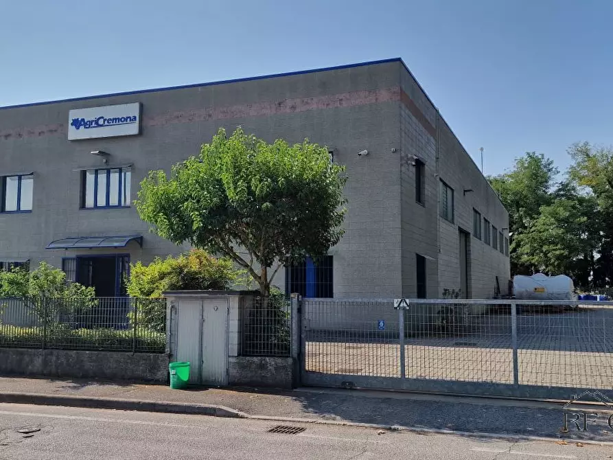 Immagine 3 di Capannone industriale in vendita  16 a Cremona