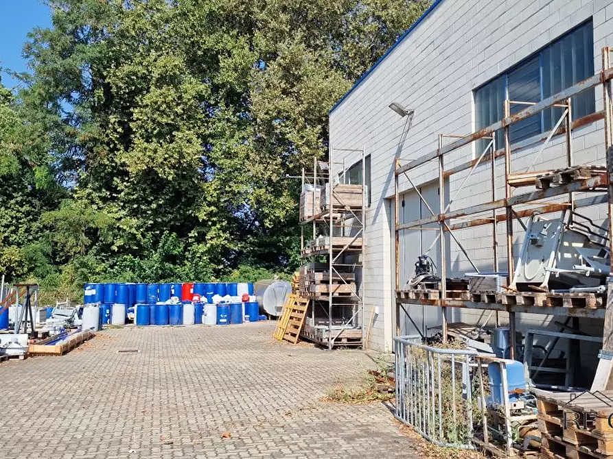 Immagine 9 di Capannone industriale in vendita  16 a Cremona