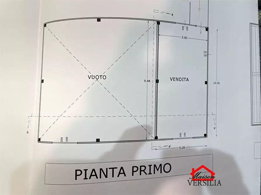 Immagine 1 di Capannone industriale in vendita  a Carrara