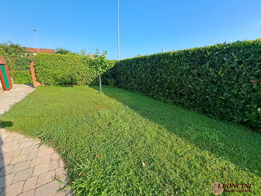 Immagine 8 di Capannone industriale in vendita  22 a Pontremoli