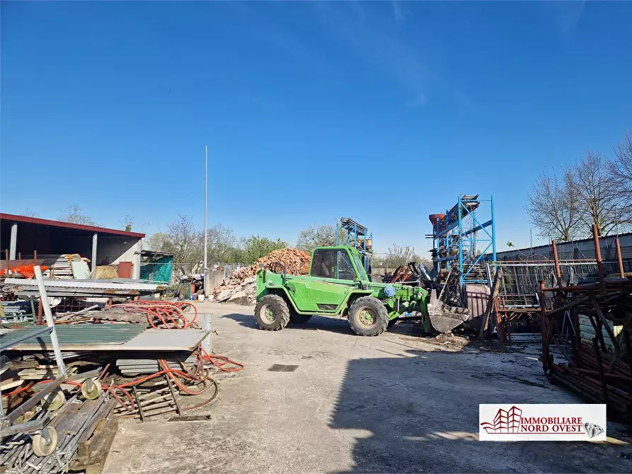 Immagine 5 di Capannone industriale in vendita  snc a Settimo Milanese