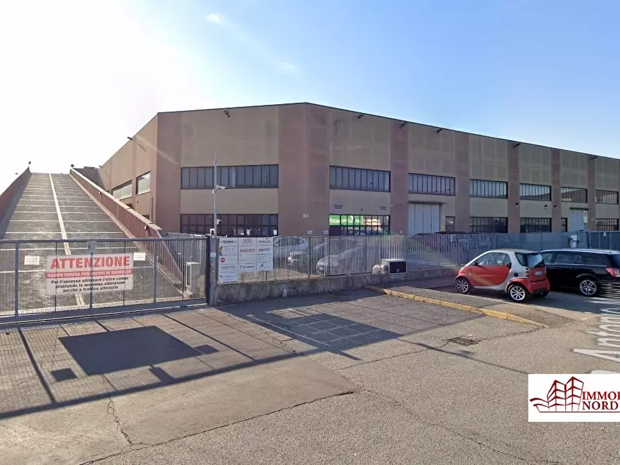 Immagine 8 di Capannone industriale in vendita  3 a Pregnana Milanese