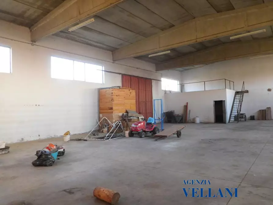Immagine 2 di Capannone industriale in vendita  a Carpi