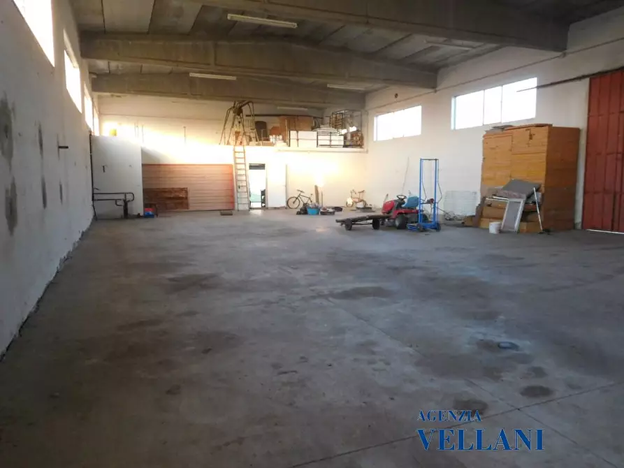 Immagine 3 di Capannone industriale in vendita  a Carpi