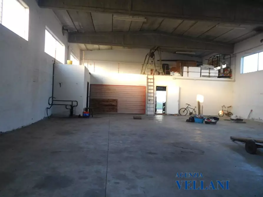 Immagine 4 di Capannone industriale in vendita  a Carpi