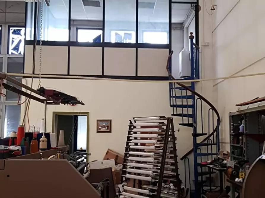 Immagine 5 di Capannone industriale in vendita  a Carpi