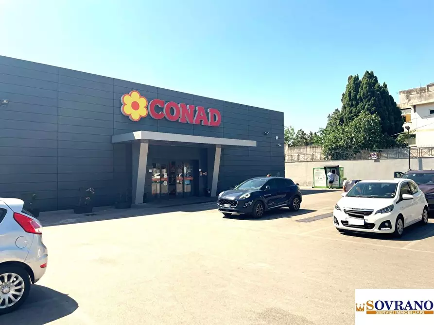 Immagine 1 di Capannone industriale in vendita  a Palermo