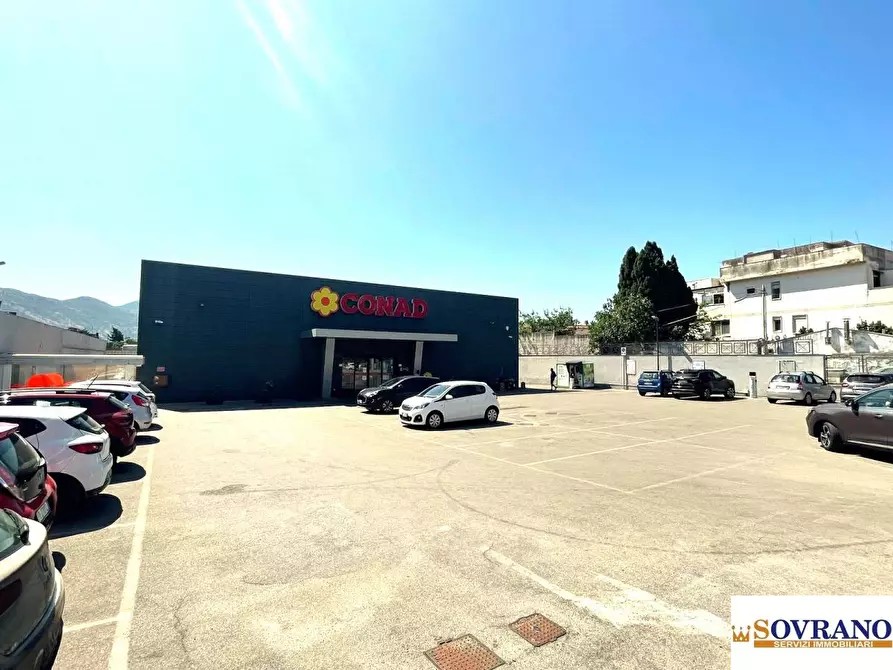 Immagine 2 di Capannone industriale in vendita  a Palermo