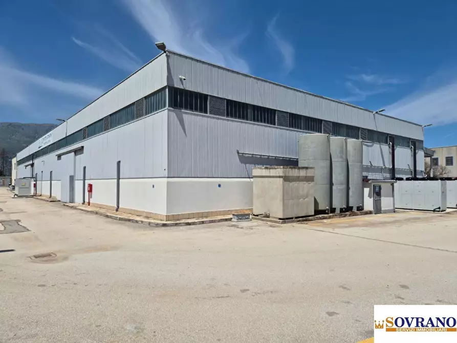 Immagine 4 di Capannone industriale in vendita  a Carini