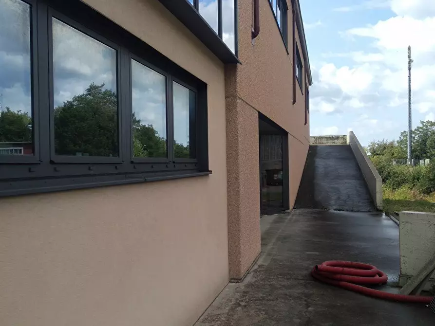 Immagine 3 di Capannone industriale in vendita  13 a Trieste