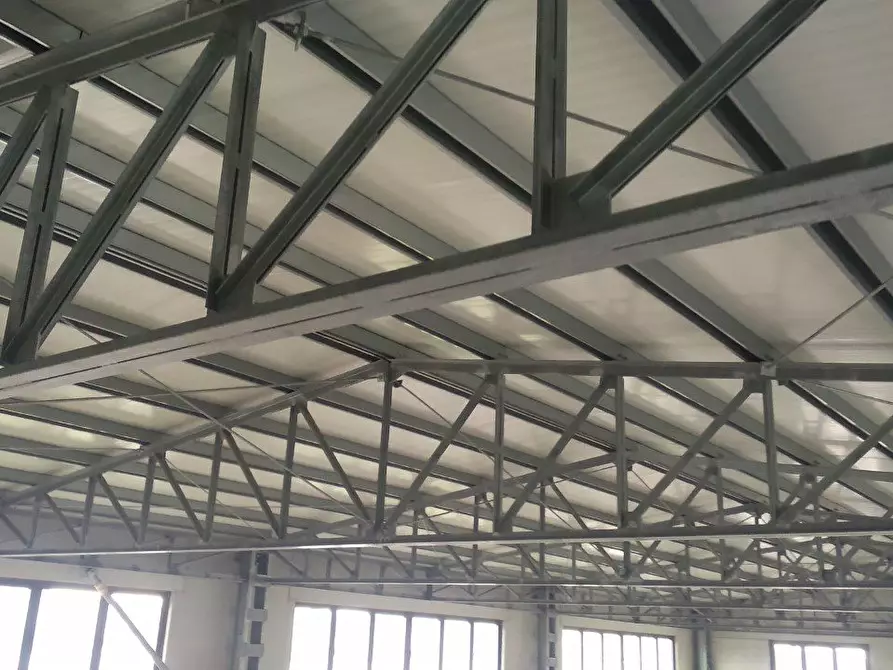 Immagine 5 di Capannone industriale in vendita  13 a Trieste