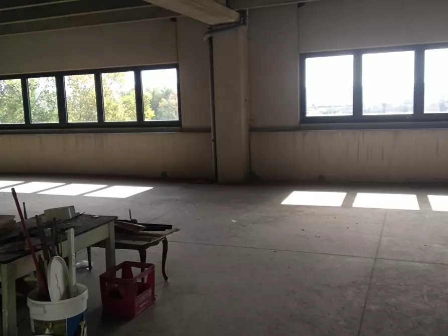 Immagine 7 di Capannone industriale in vendita  13 a Trieste