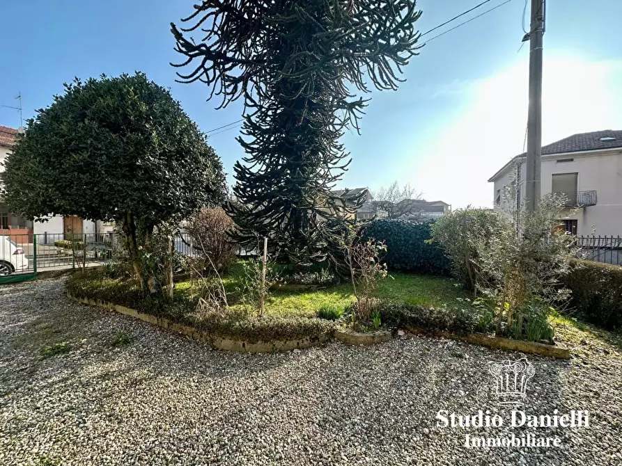 Immagine 4 di Capannone industriale in vendita  140 a Alzate Brianza