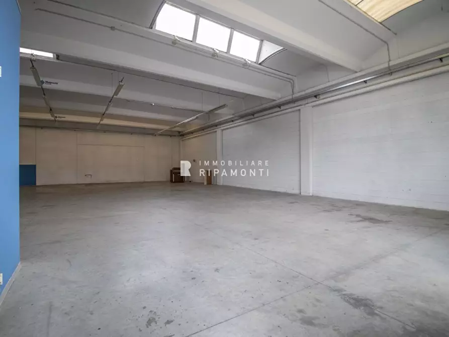 Immagine 6 di Capannone industriale in vendita  a Calolziocorte