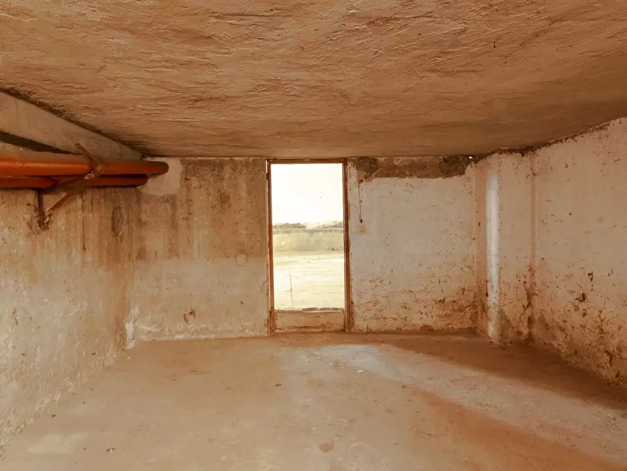 Immagine 5 di Magazzino in vendita  25 a Lecco