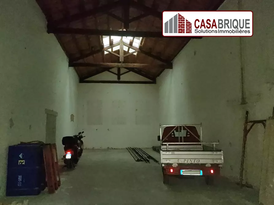 Immagine 3 di Capannone industriale in vendita  3 a Bagheria