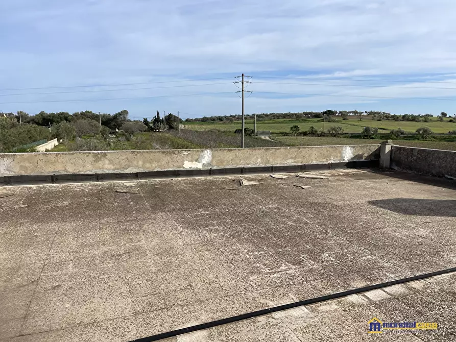 Immagine 9 di Villa in vendita  a Noto