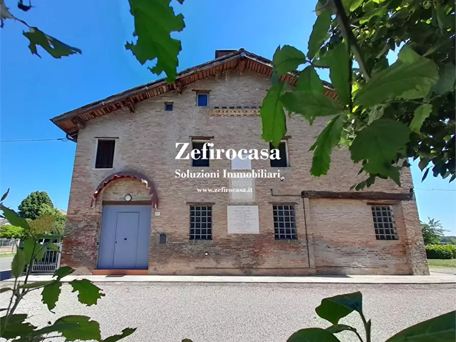 Immagine 1 di Casa indipendente in vendita  a Crevalcore