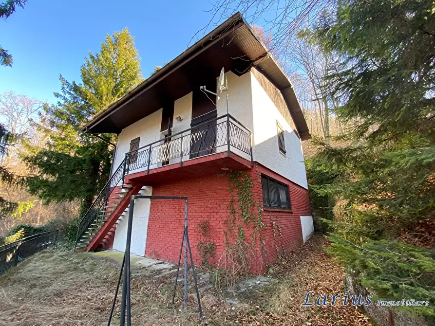 Immagine 1 di Casa indipendente in vendita  a Valbrona