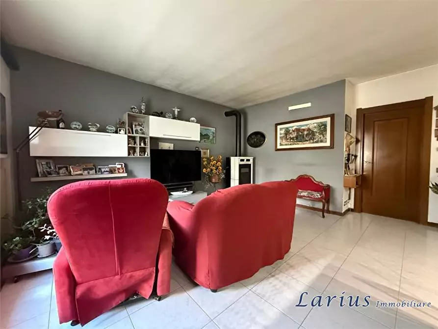 Immagine 8 di Casa indipendente in vendita  5 a Canzo