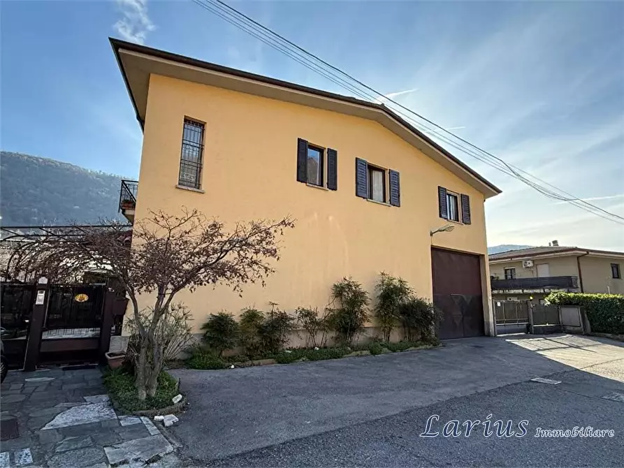 Immagine 4 di Casa indipendente in vendita  5 a Canzo