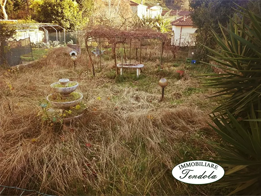 Immagine 6 di Casa indipendente in vendita  a Ortonovo