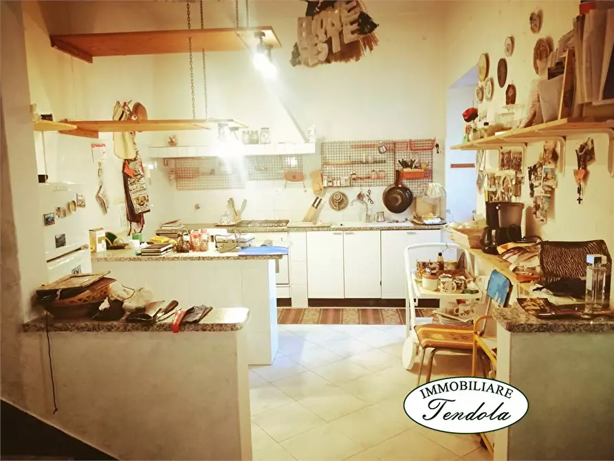 Immagine 10 di Casa indipendente in vendita  a Ortonovo