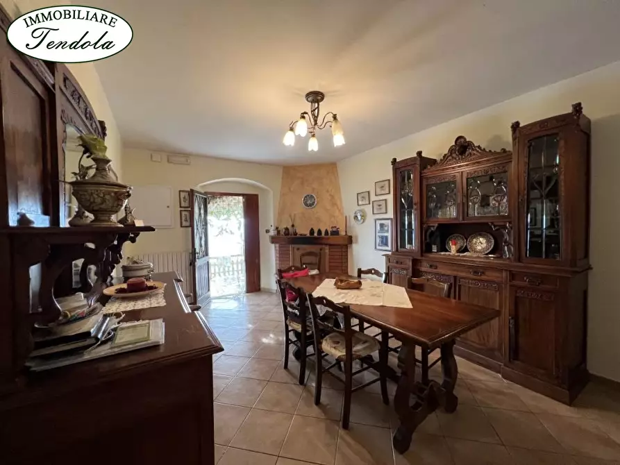 Immagine 10 di Casa indipendente in vendita  a Castelnuovo Magra