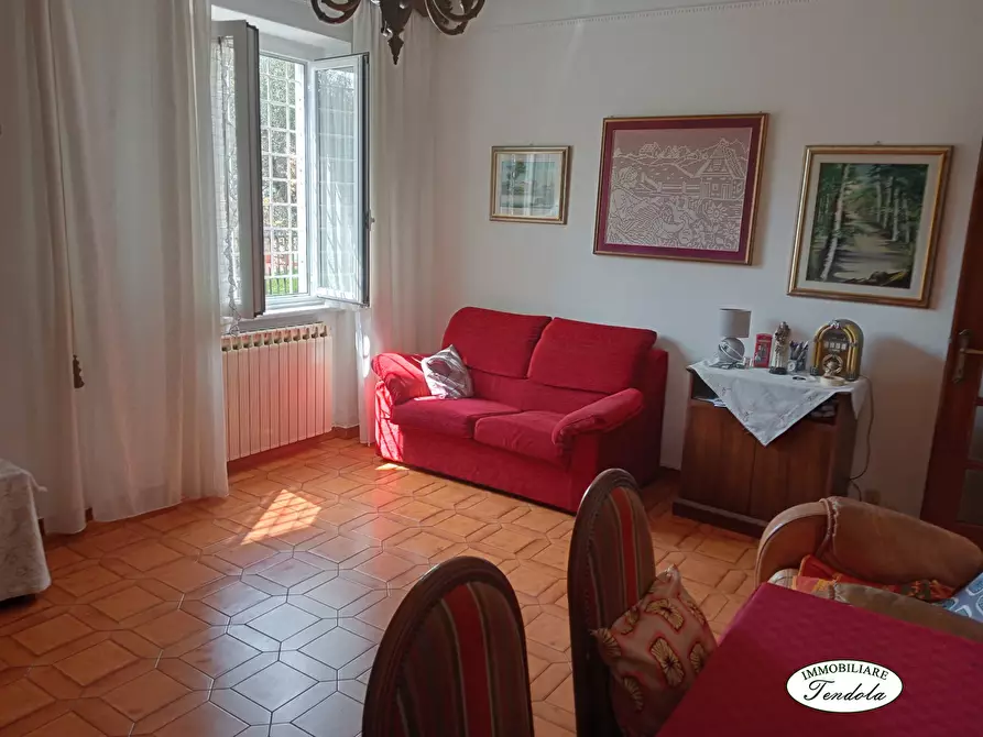 Immagine 9 di Casa indipendente in vendita  a Castelnuovo Magra