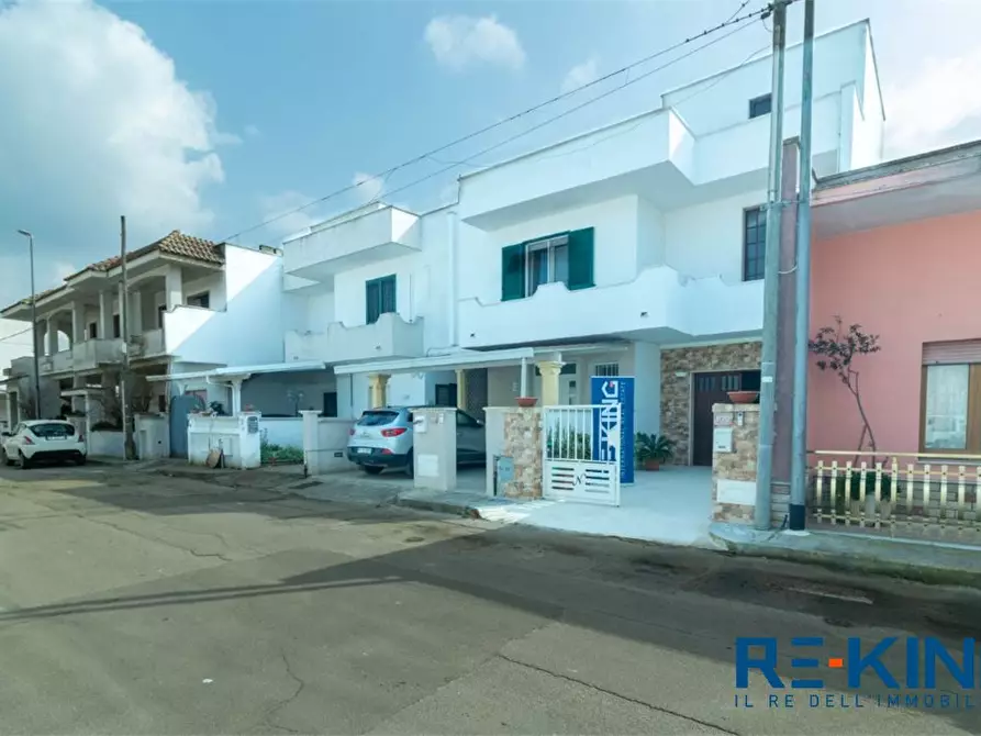 Immagine 2 di Casa indipendente in vendita  a Taviano