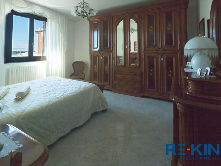 Immagine 10 di Casa indipendente in vendita  2 a Castro